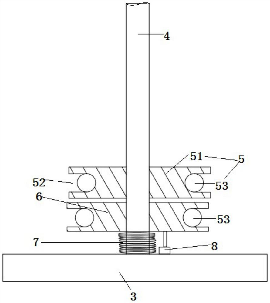 Breeding device and method with high feed utilization rate