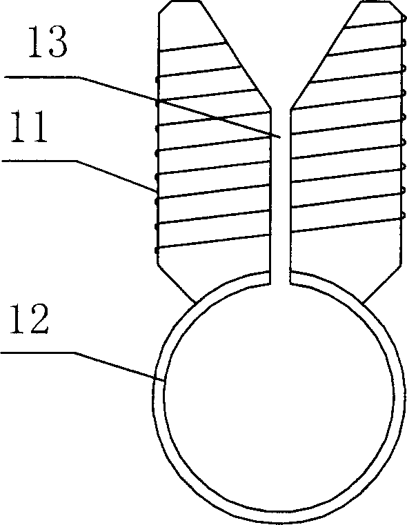Plastic pipe and its diversion method