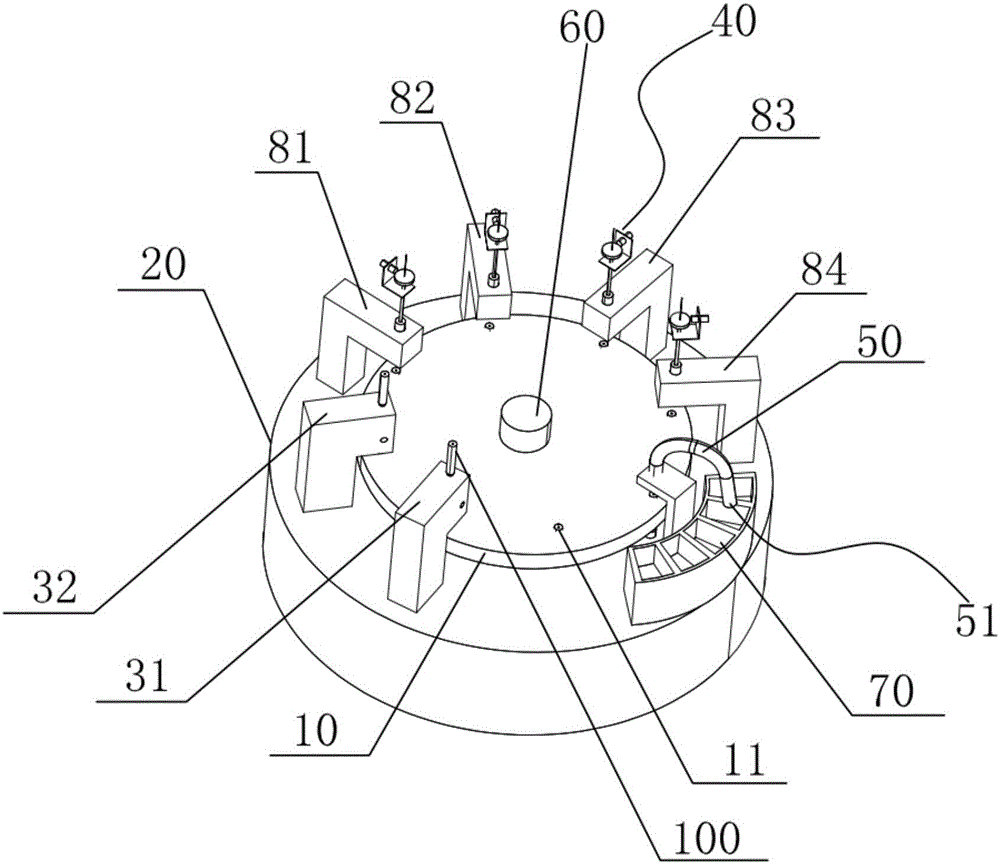 Micropore detecting device and rotating detecting device