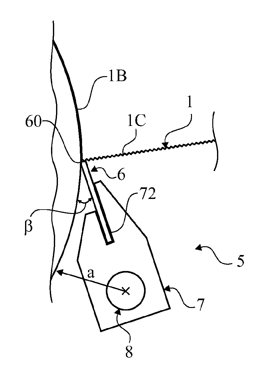 Device and method for creping of paper