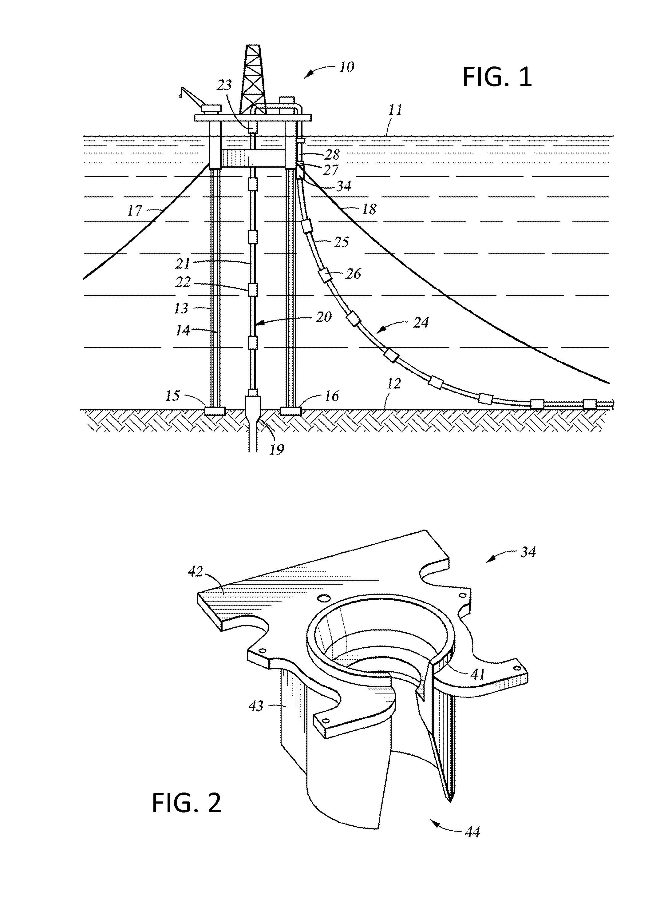 Flexible pipe joint having an annular flexible boot thermally or chemically insulating an annular elastomeric flexible element