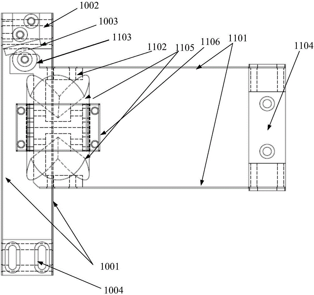 Micro displacement mechanism, moving mirror interferometer and infrared spectrometer using moving mirror interferometer