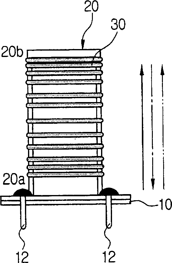 Toroidal line filter and method of winding coil of toroidal line filter