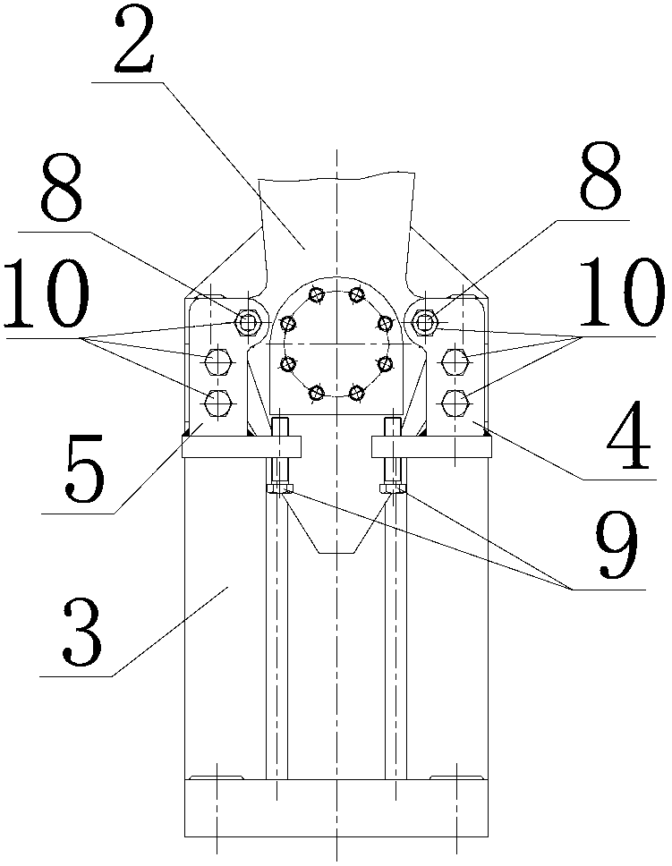 Coaxiality adjusting device and coaxiality adjusting method