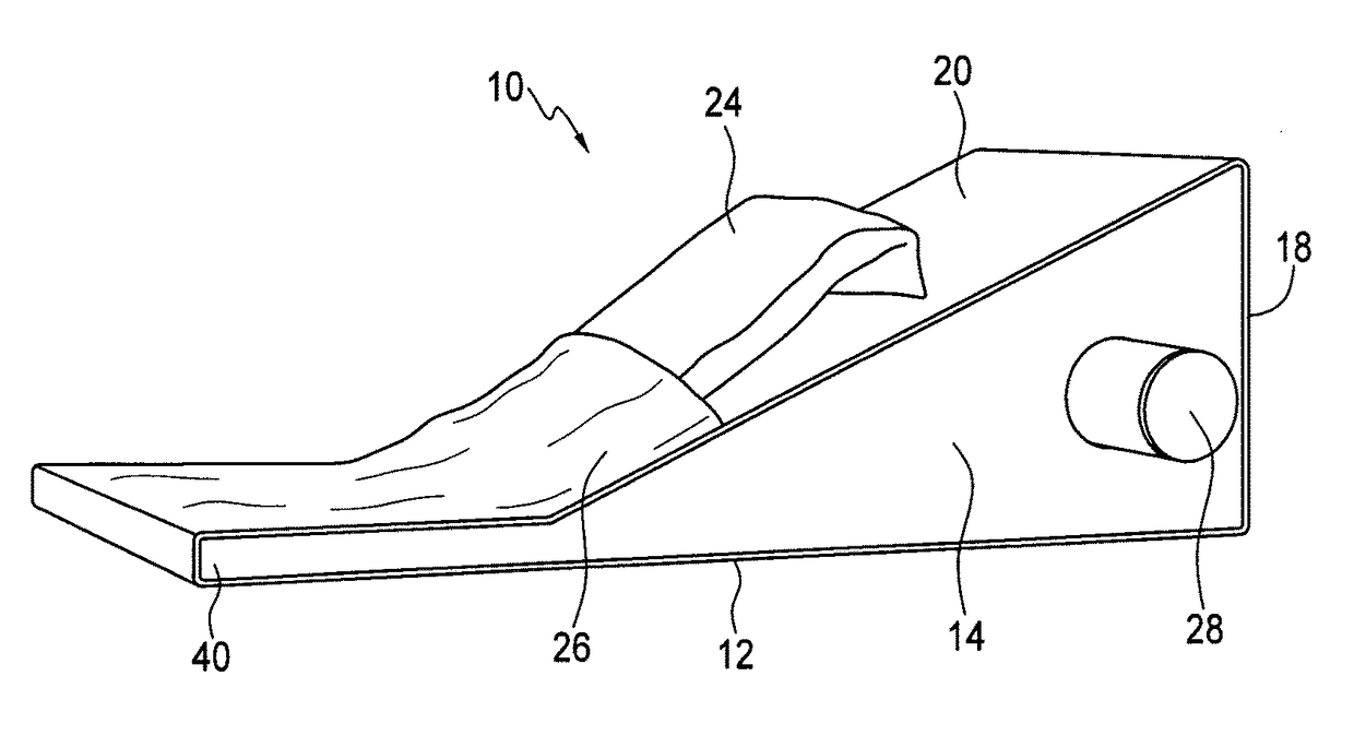 Apparatus for treating inflammatory symptoms associated with plantar fasciitis