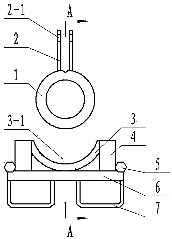 Circular radiator box molding method