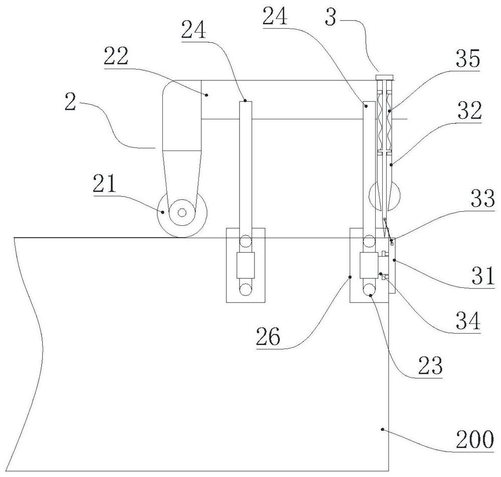 A bonding device for side bonding of boards