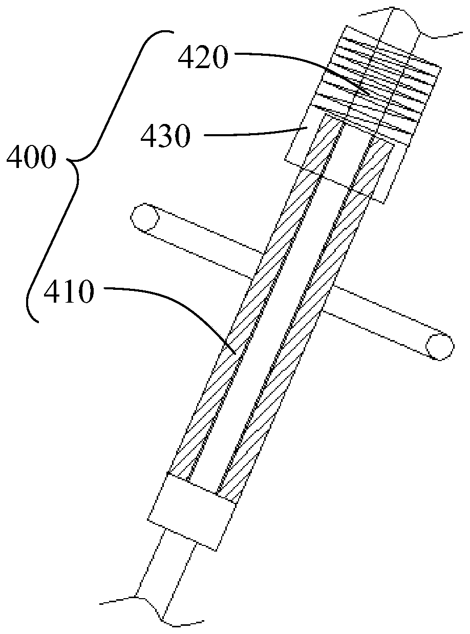 Large-diameter corrugated pipe pulverizer and production method thereof