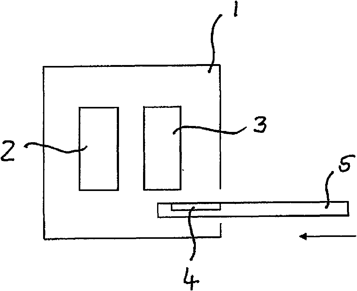 Device and method for determining an analyte in a fluid sample