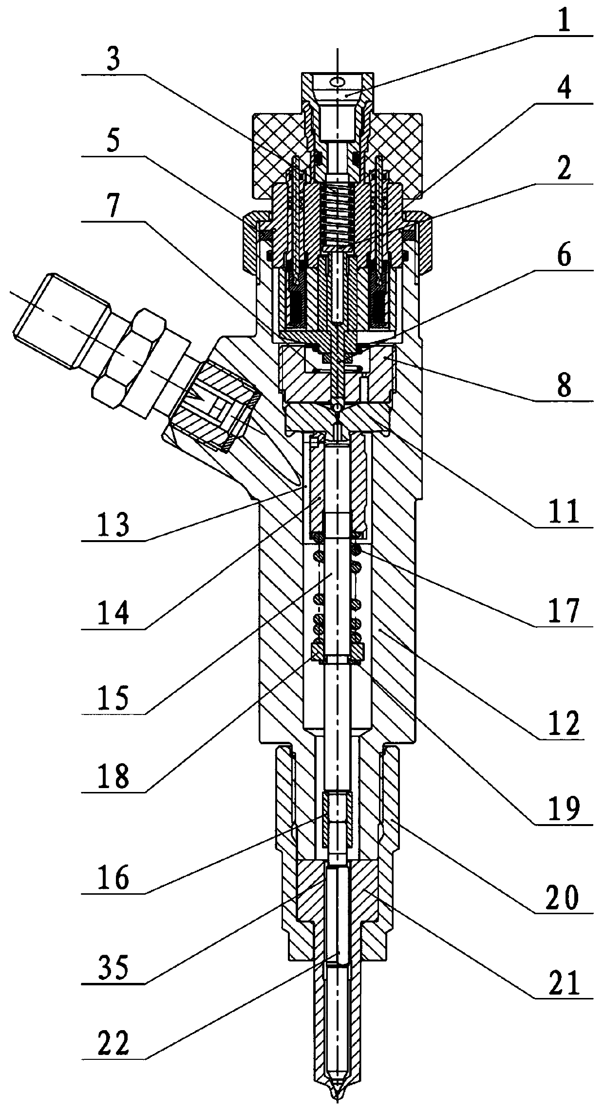 Center hole pressure accumulator non-static leak injector