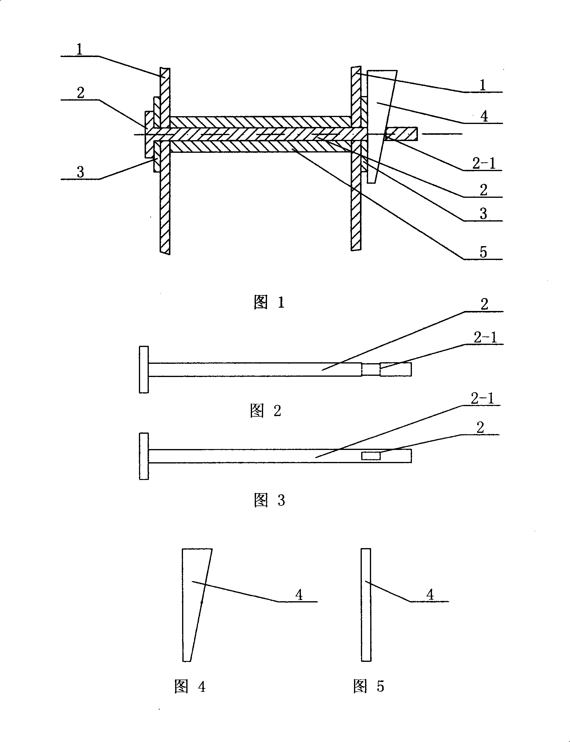 Inner clip type formwork and matching apparatus thereof