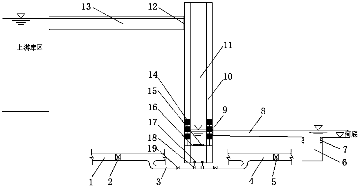 High-dam fish transporting device based on ship lock water conveying system and operation method