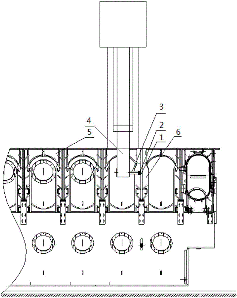 Machining method and tool for R groove in guide plate of marine diesel frame