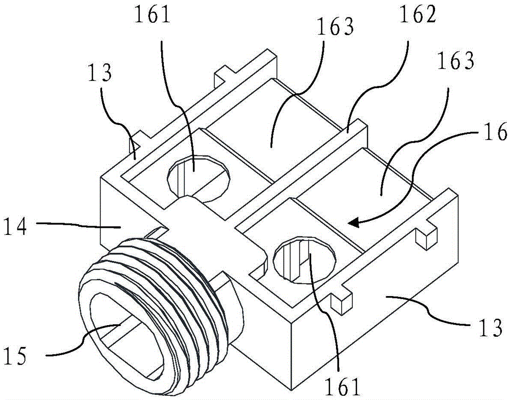 A water outlet switching device