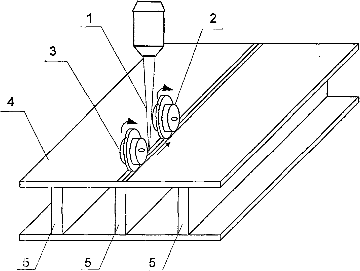 Laser-electric resistance seam welding in-phase compound welding method of frame-covering structure