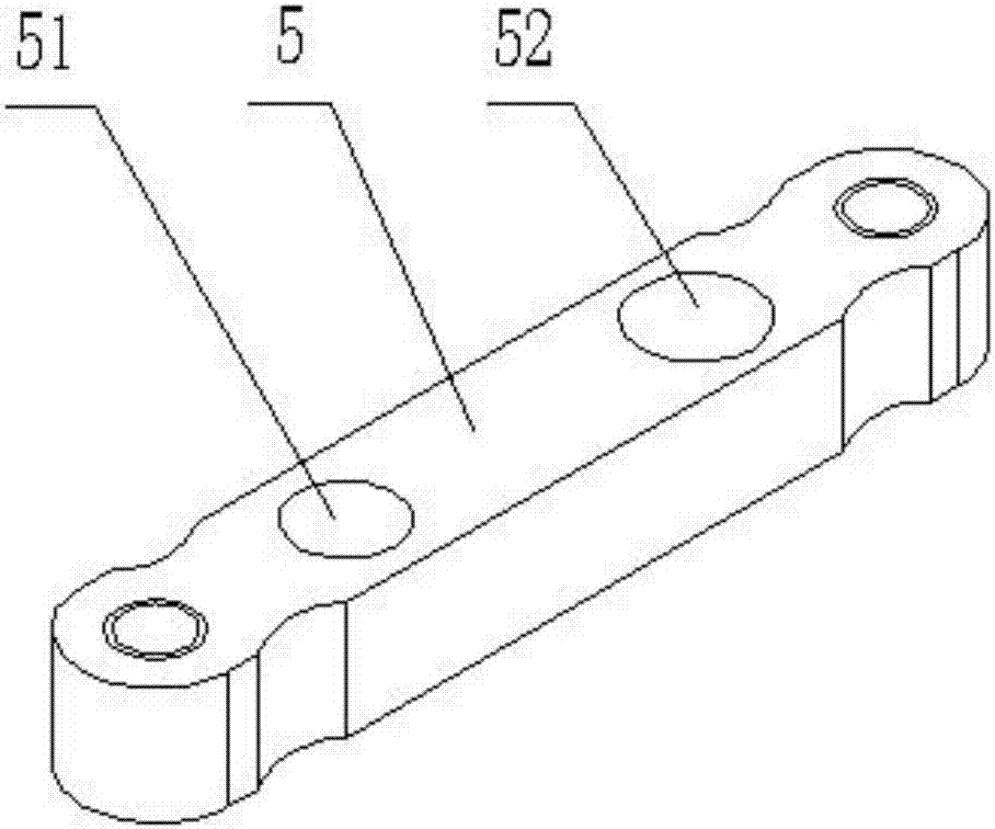 Automatic doffer bobbin clamping device self-adaptive to spindle installation error