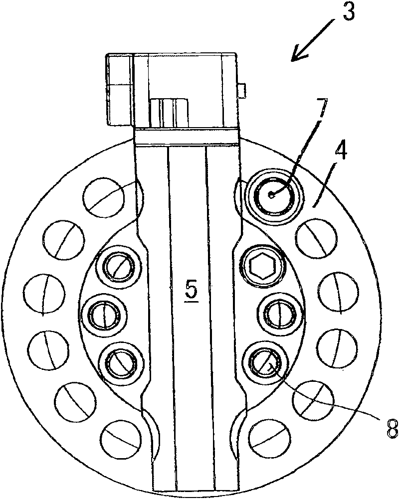 Fuel supply device with a pressure accumulator tube closed by accumulator cover