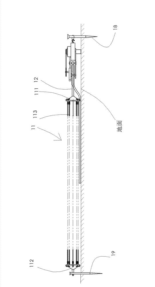 Automatic clutch elastic driving device for supplementing energy to flywheel battery and use method thereof