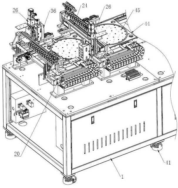 A wafer carrier automatic unscrewing device