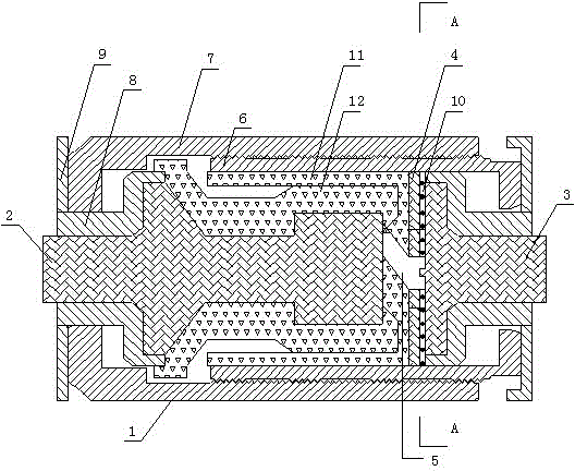 Three-pole discharge gap body and discharge trigger circuit