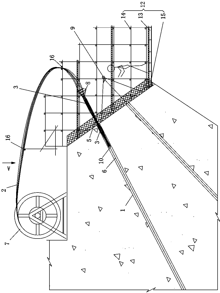 Integral U-shaped anchor rope embedded duct and mounting method thereof