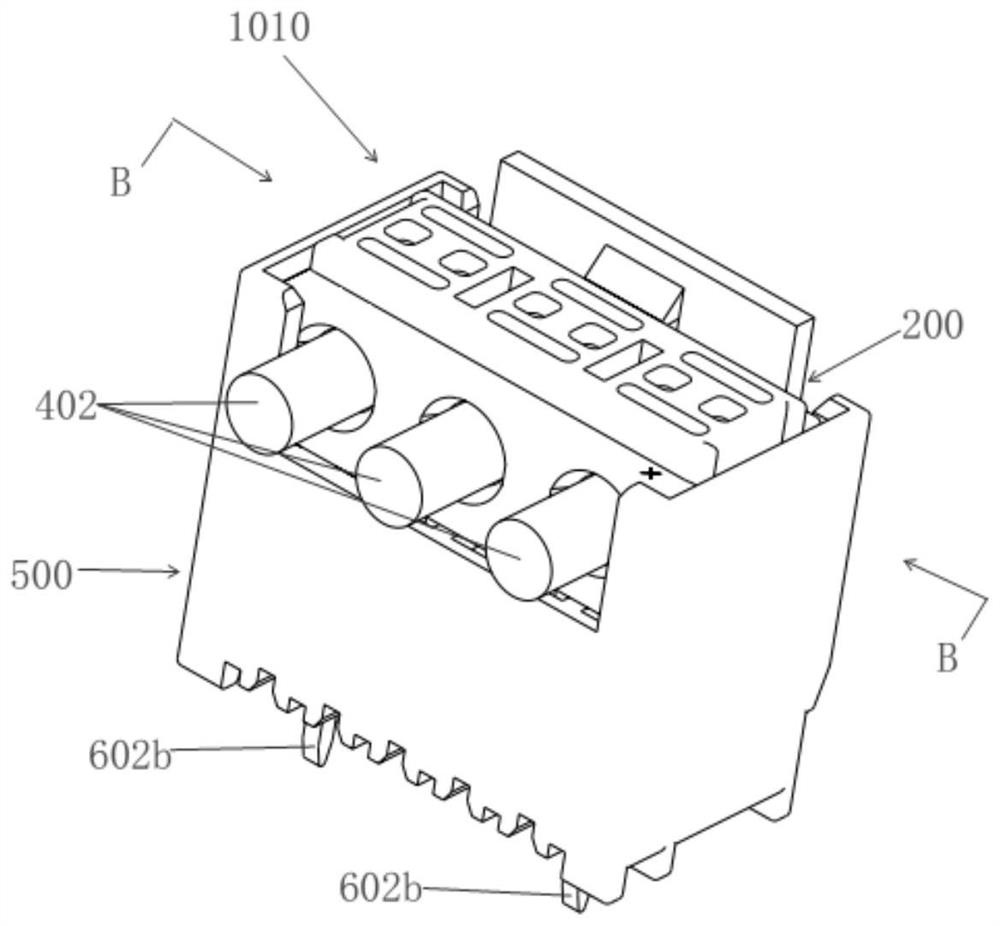 Connector and connector assembly