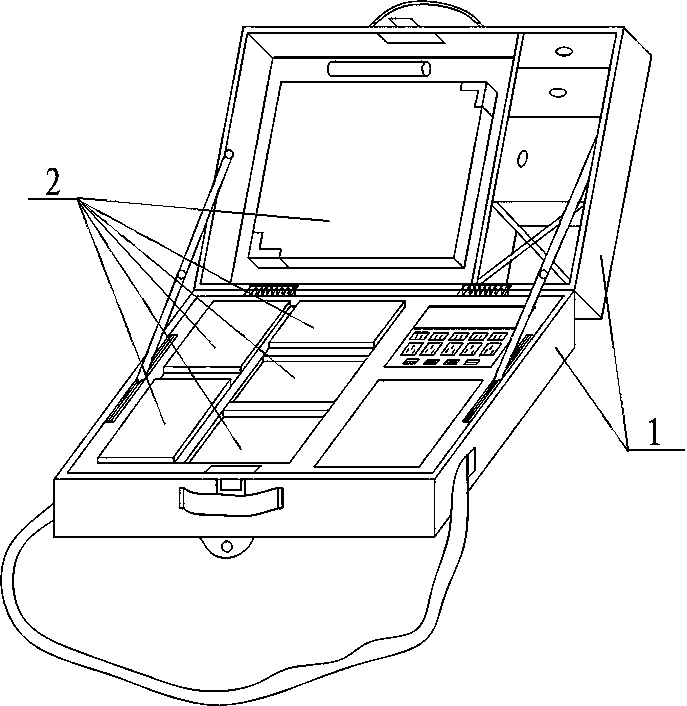 A multi-master and multi-slave Bluetooth communication method for a portable health check box