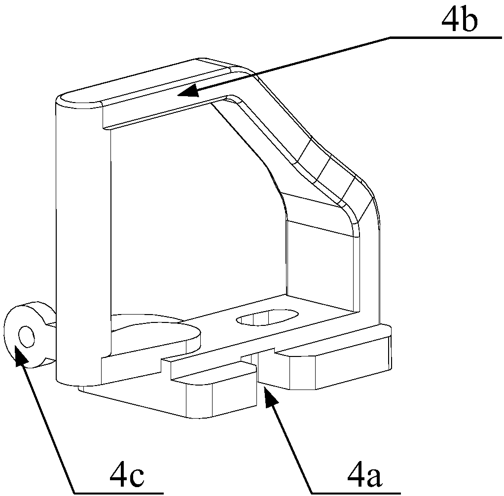 Automobile and tailgate closing device thereof