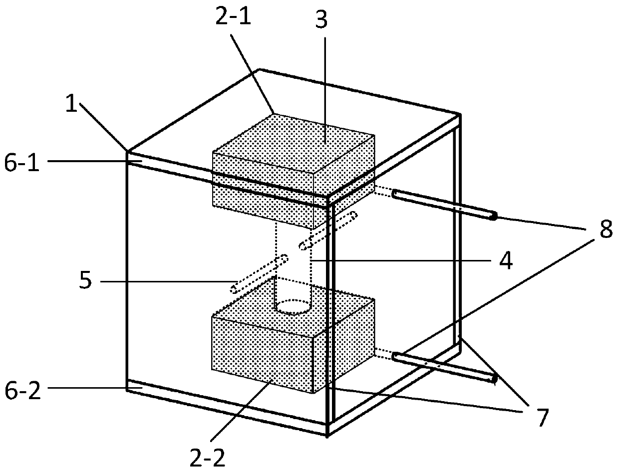 Miniature liquid metal switch with flexible structure