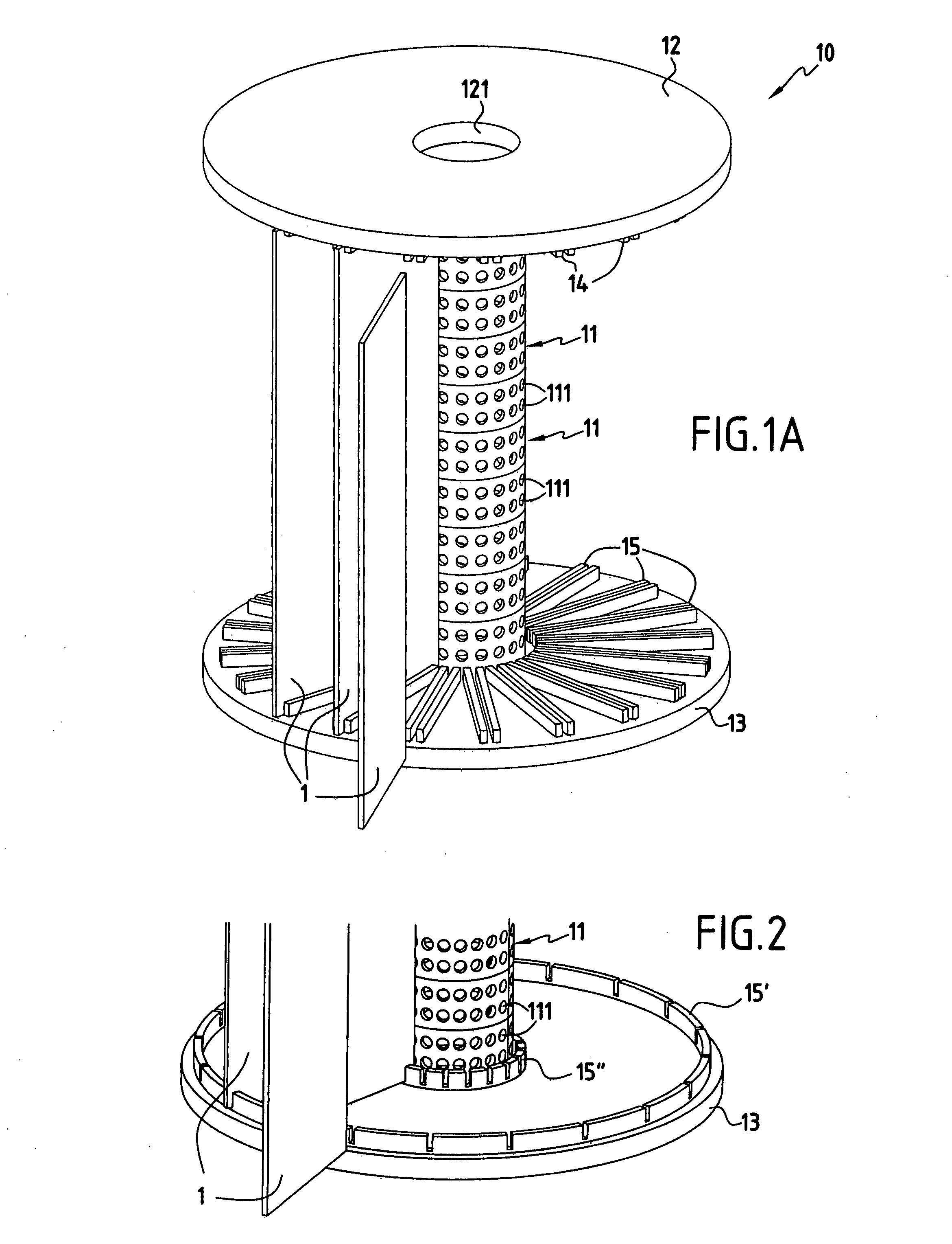 Method For the Densification of Thin Porous Substrates By Means of Vapour Phase Chemical Infiltration and Device For Loading Such Substrates