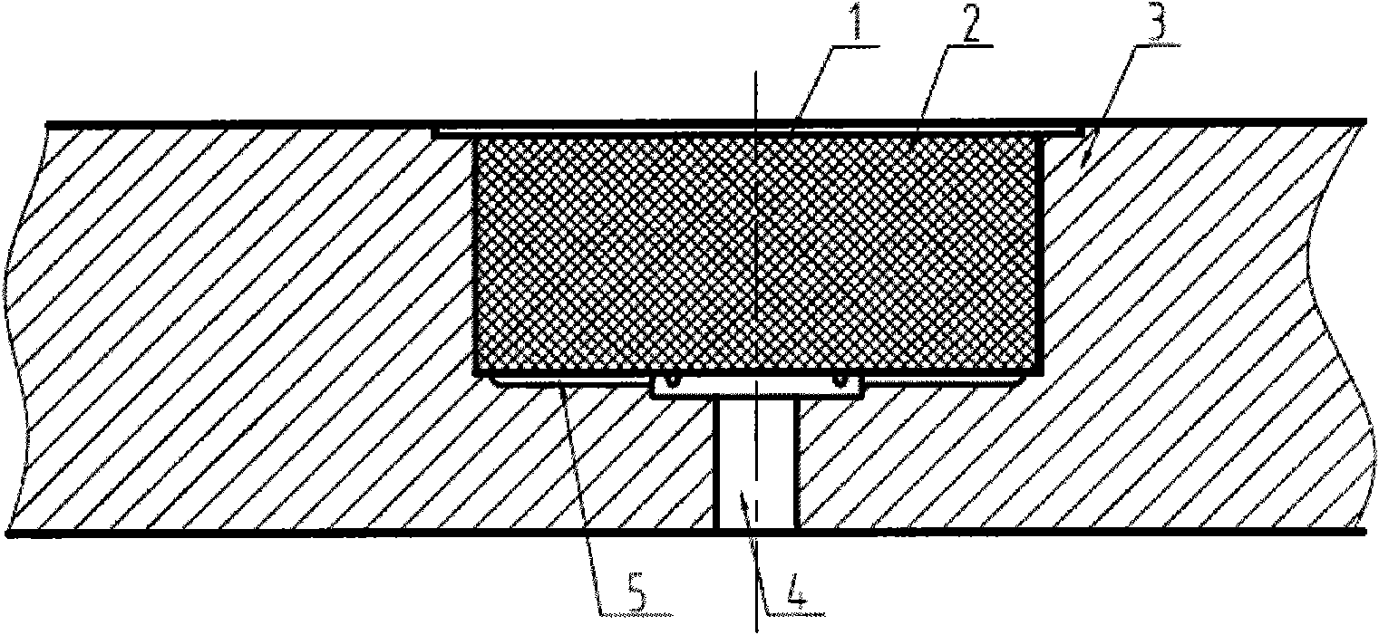 Device and method for pneumatic demoulding by injection molding of micro-fluidic chip