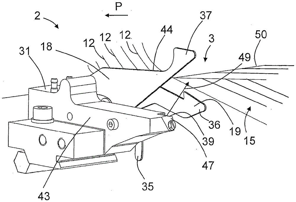 Selvedge forming device for a weft thread