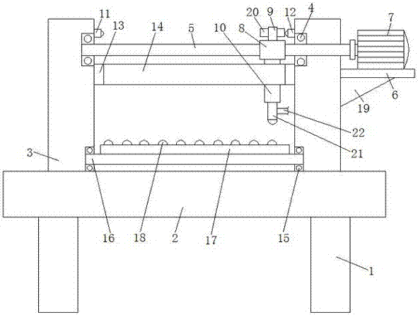 Automatic spraying device for leather processing