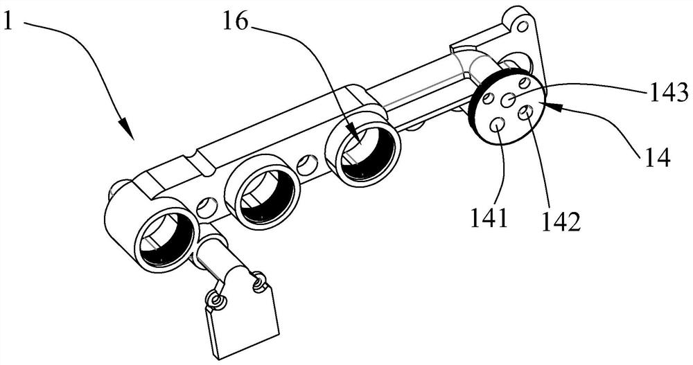 Water passing valve body adaptive to embedded box set and concealed water passing valve