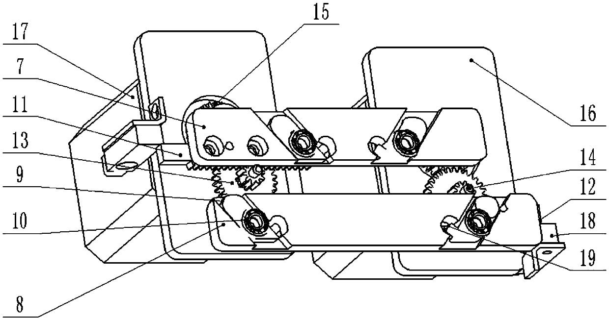 Dual-density triangular bottom plate for horizontal knitting machine