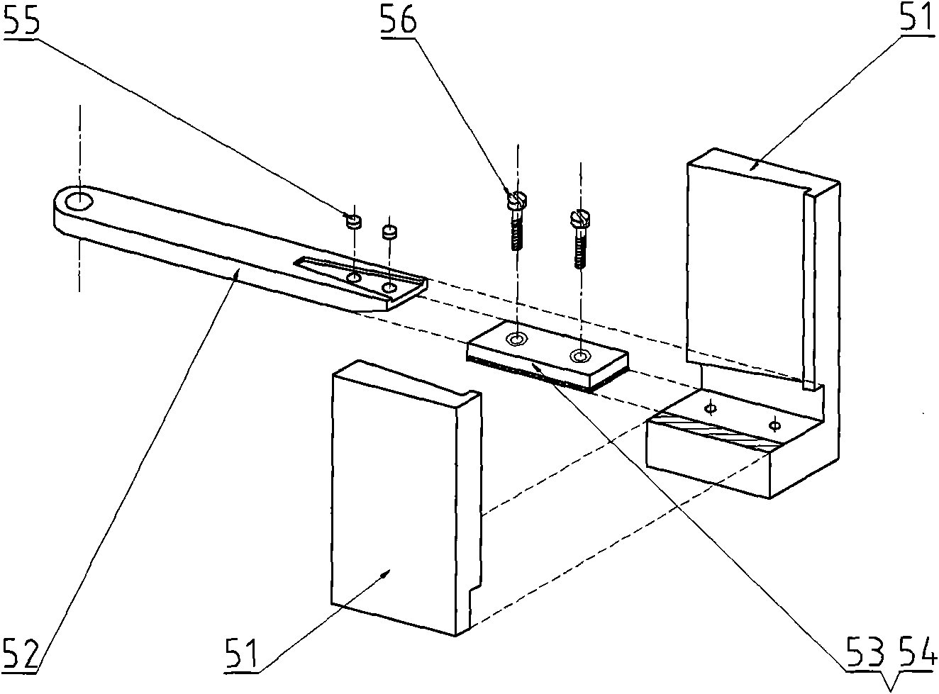 Automatic feeding device of thin type sheet iron piece