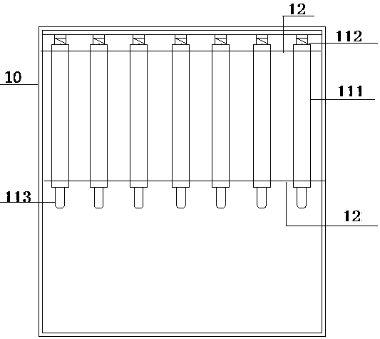 Rapid closing trap door for mouse trapping device