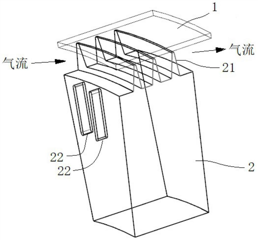 Method for improving sealing characteristic of labyrinth sealing structure and labyrinth sealing structure