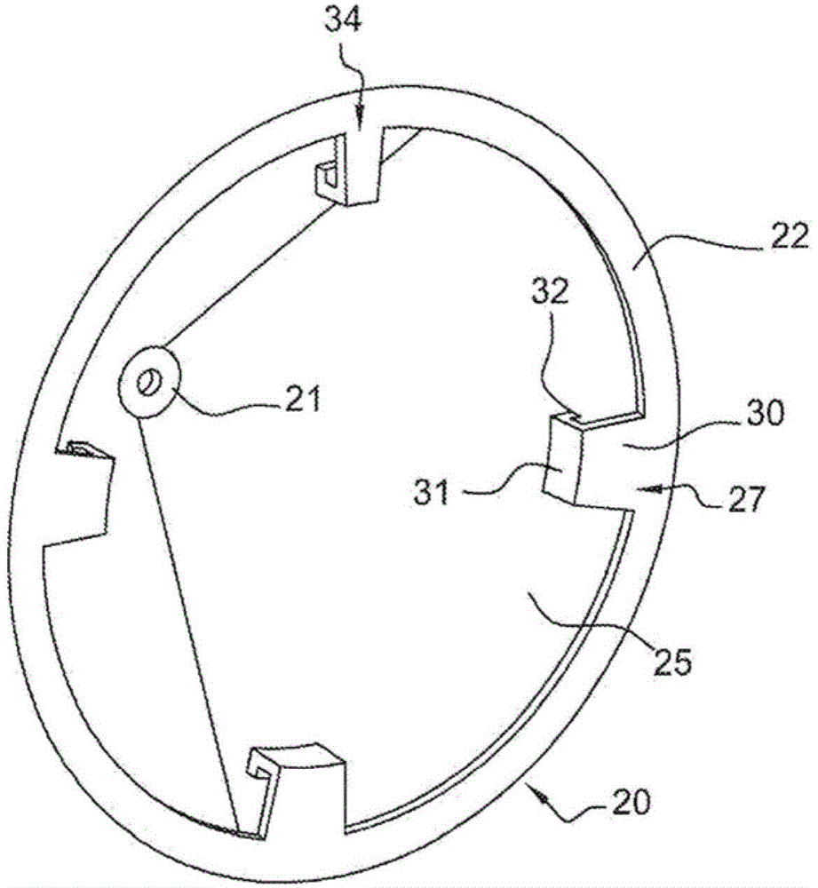 Turbine engine cowl capable of covering a fan cone