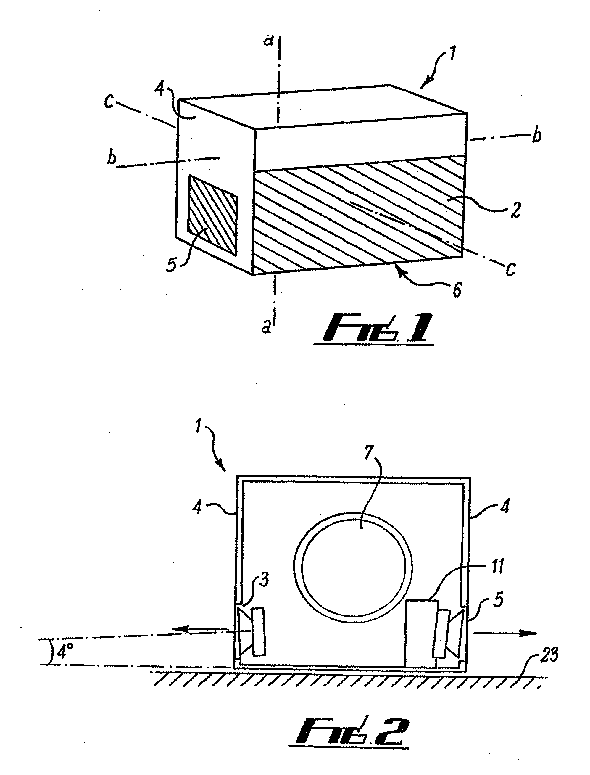 Apparatus for reproduction of stereo sound