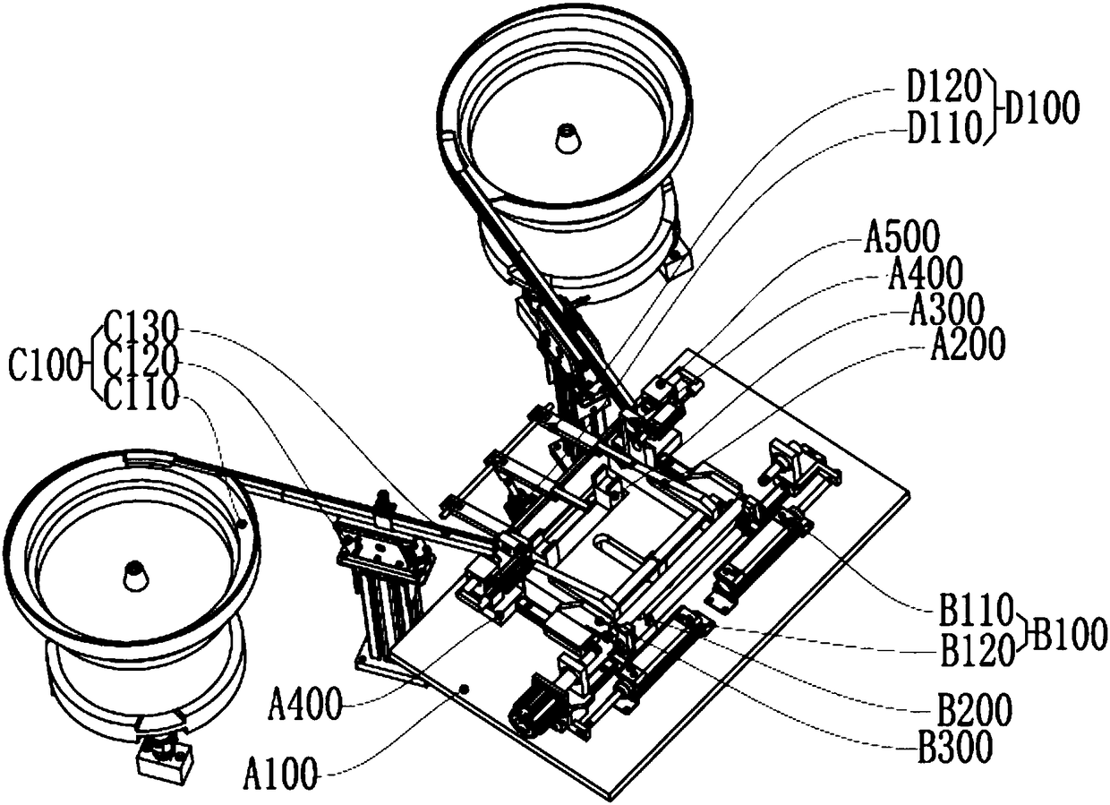 Rubber jacket installation device with feeding and receiving functions