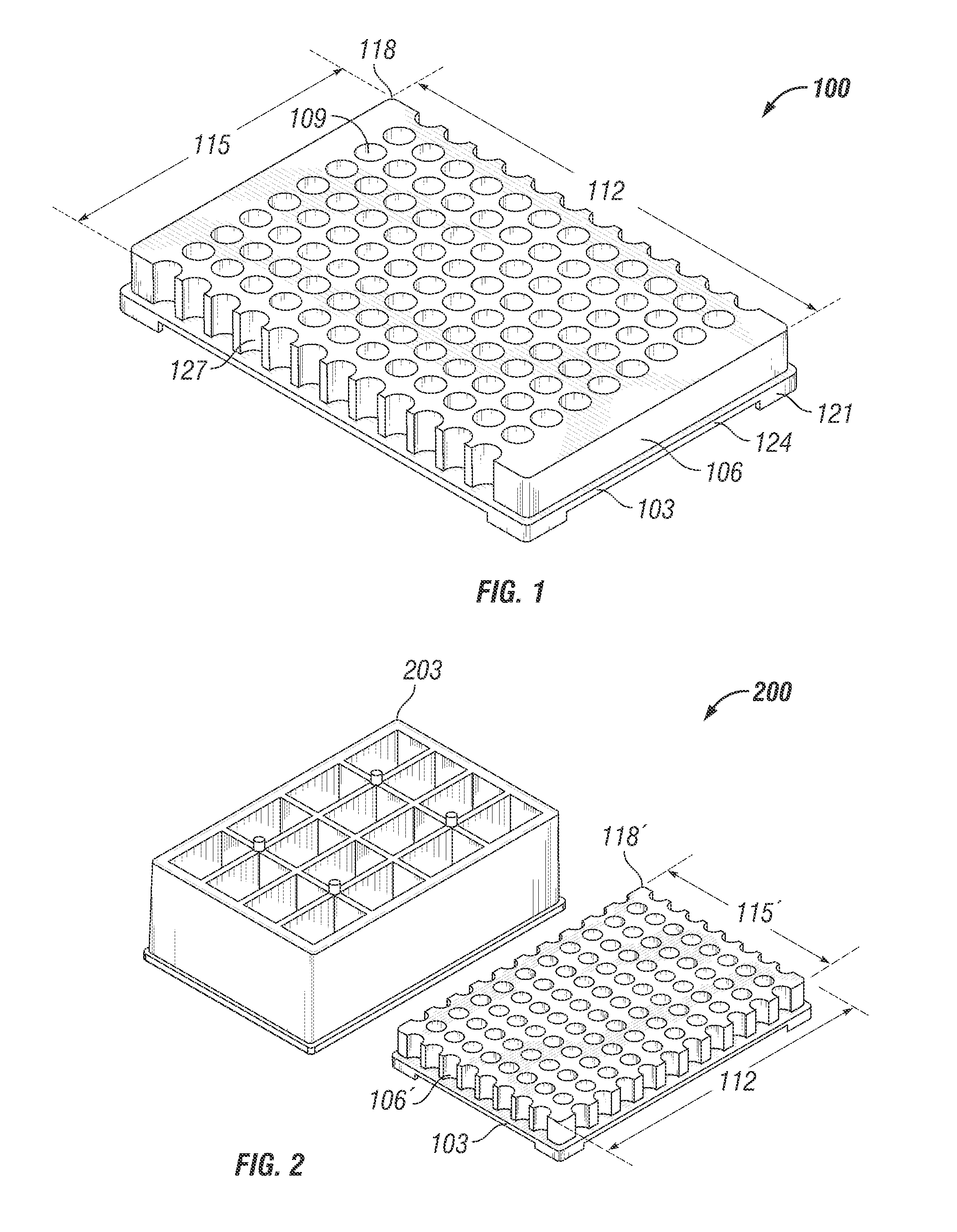 Microtitre plate with a relieved perimeter