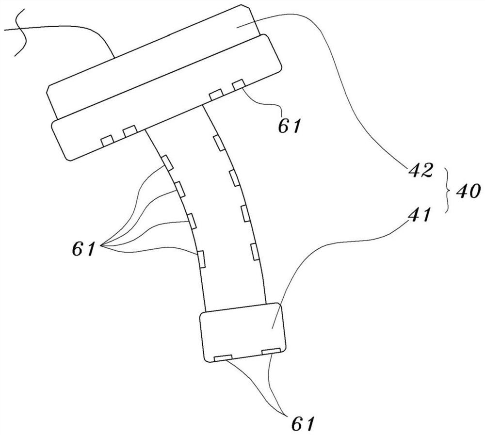 Food grinding device for person having weak masticatory function