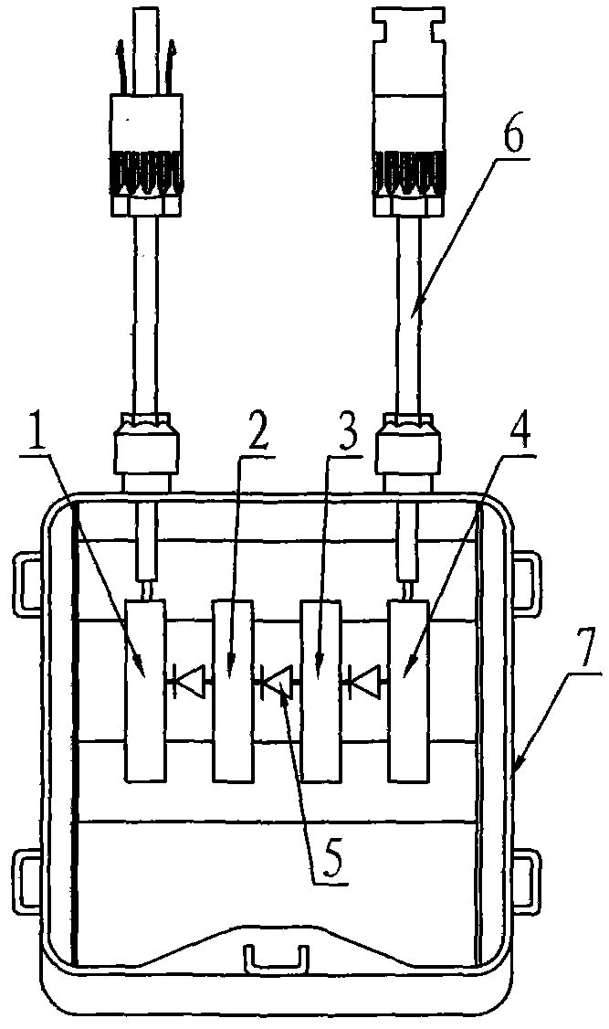 Solar component lead distribution structure applicable to automatic assembly