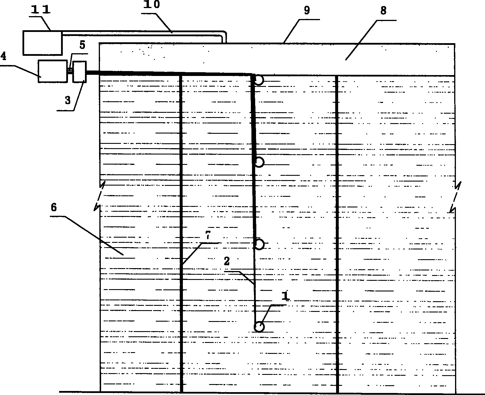 Pore water pressure measuring device in foundation stabilization zone