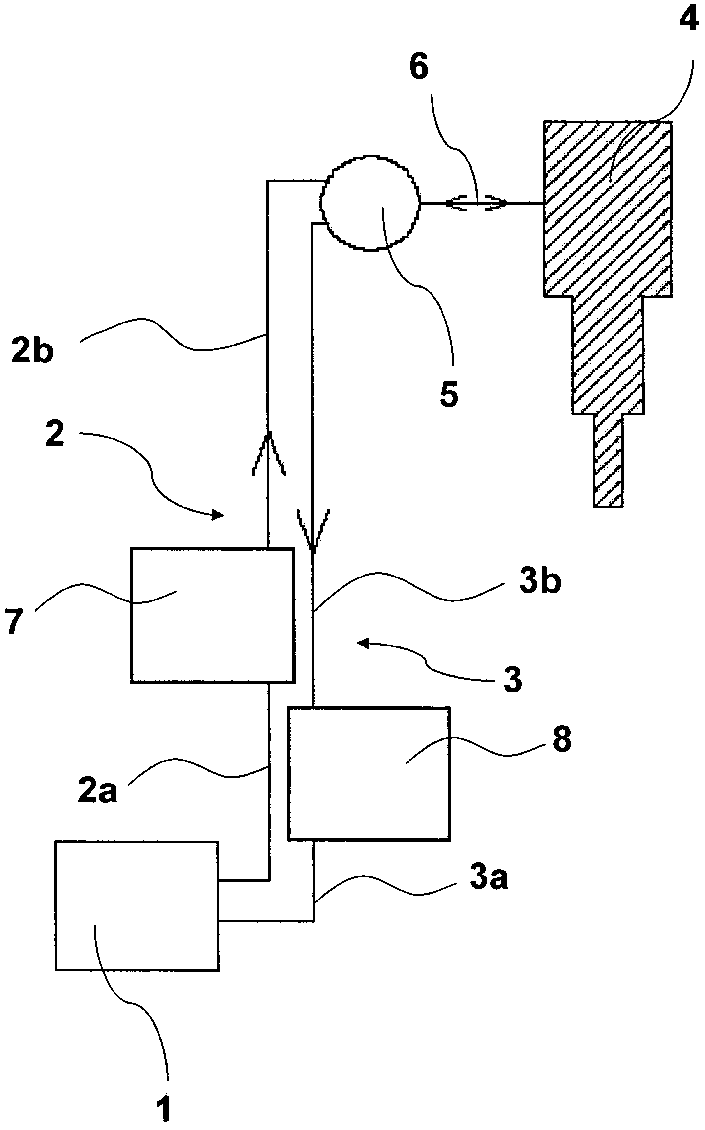 Magnetic resonance apparatus with pressure reservoir