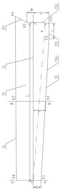 Round bilge speedboat with constant wetted length