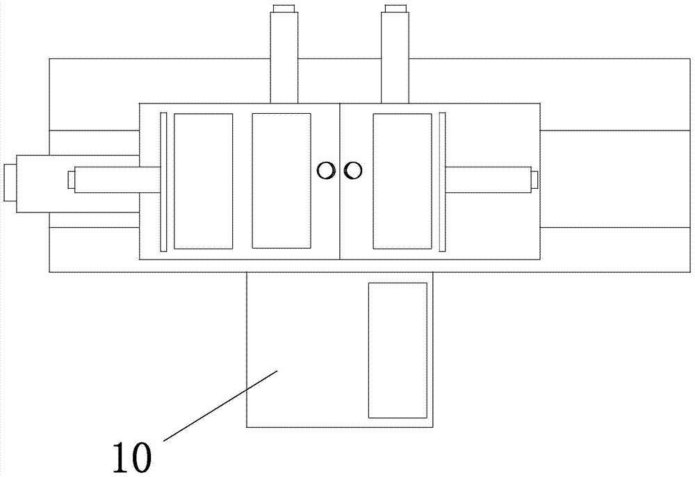 A fully automatic non-intermittent feeding mechanism and its feeding method