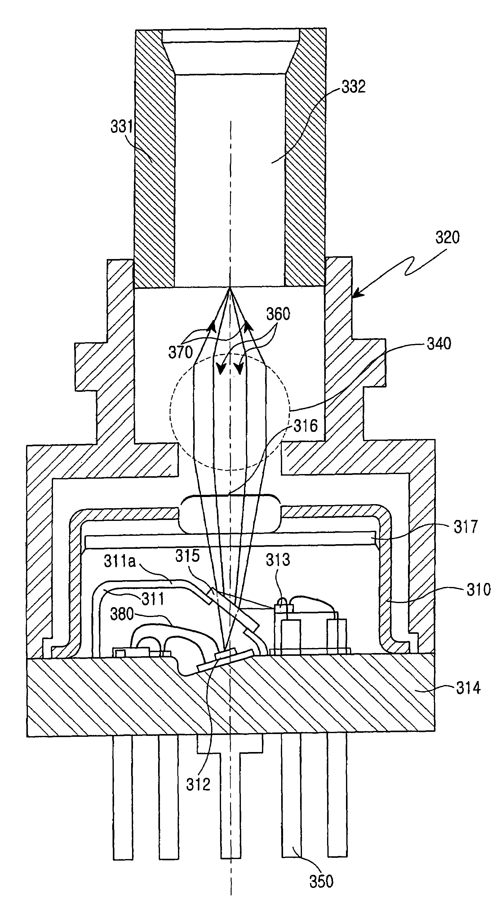 Bi-directional optical transceiver module with double caps and method of improving the efficiency and the reliability of same
