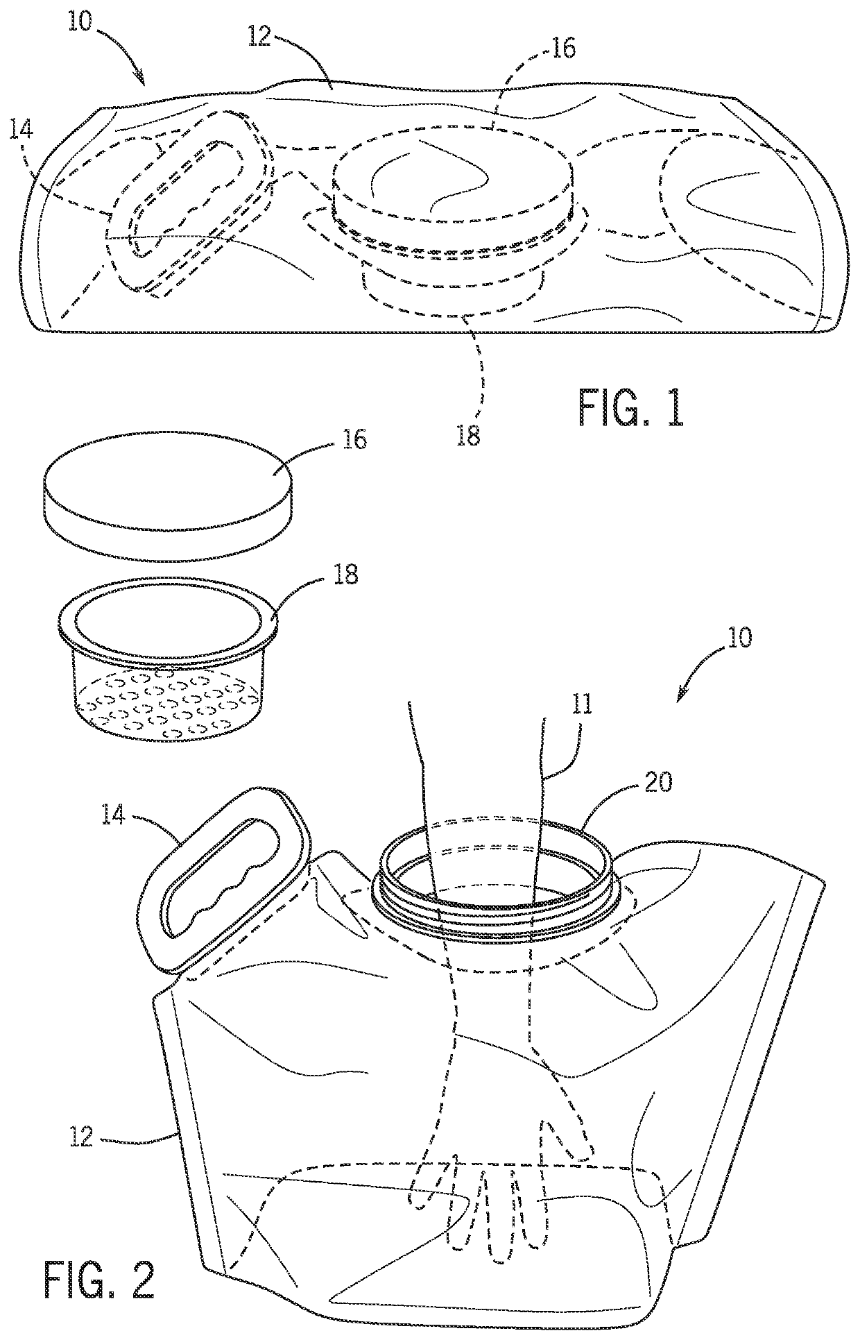 Collapsible fluid collection container